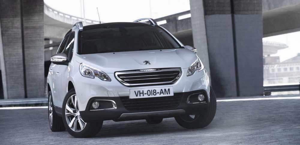 Peugeot 2008 nabídne i hybridní pohon