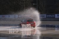 78d9c09e5b7a18806153c11a184d558d